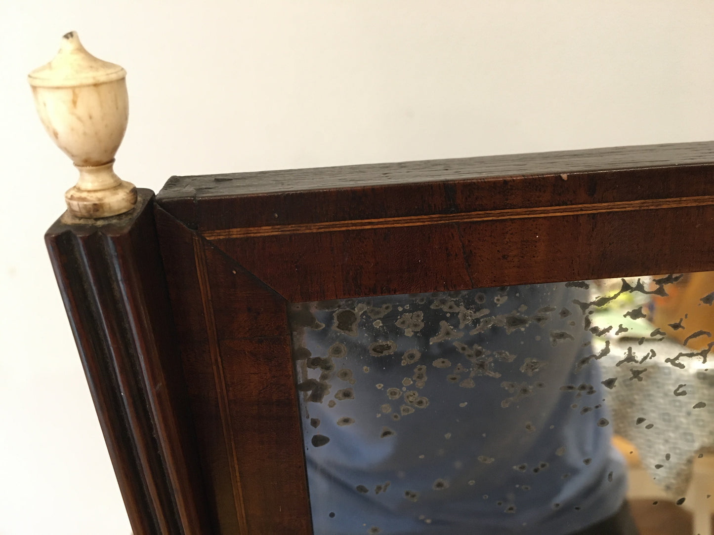 Large late 18th century George III mahogany dressing or toilet mirror