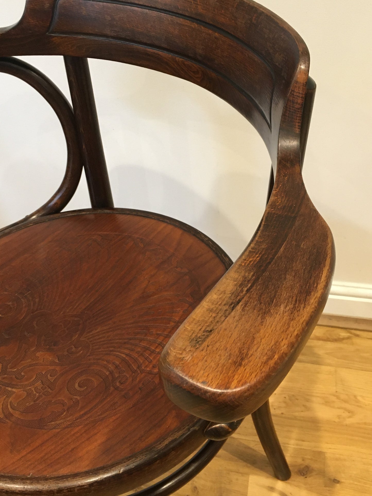1920s bentwood carver chair by Fischel.