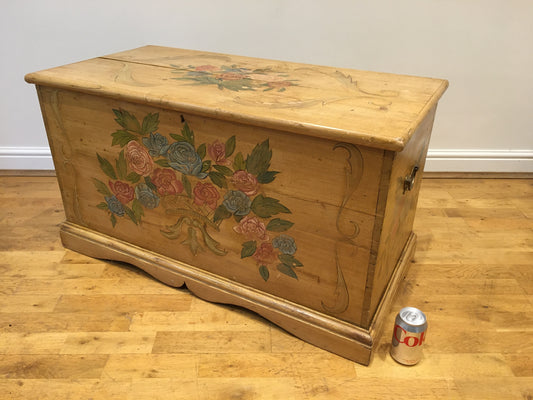 Late 19th/early 20th century painted pine chest or blanket box.