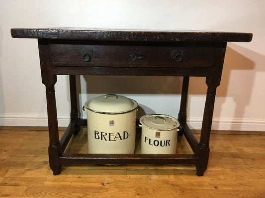 Late 17th / early 18th century oak side table.