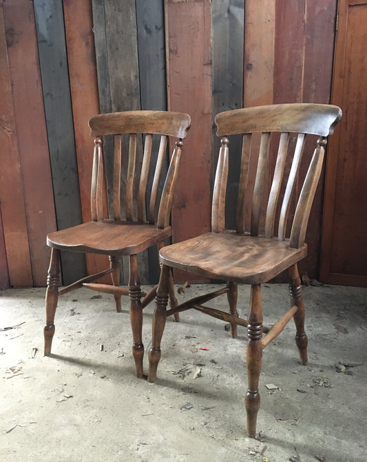 Pair of Windsor country kitchen chairs