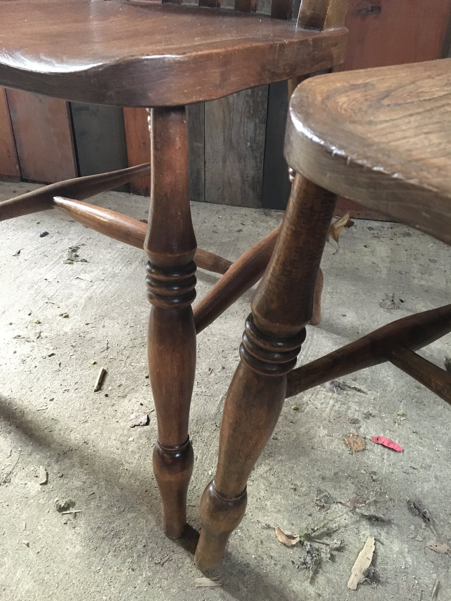 Pair of Windsor country kitchen chairs