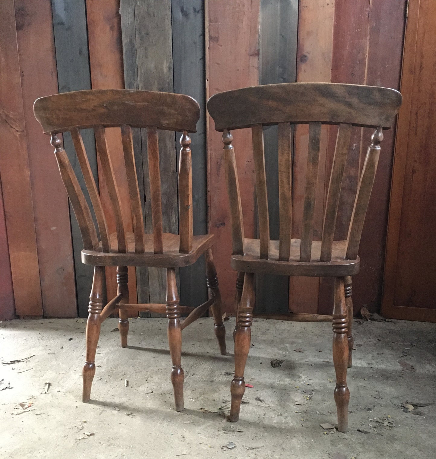 Pair of Windsor country kitchen chairs