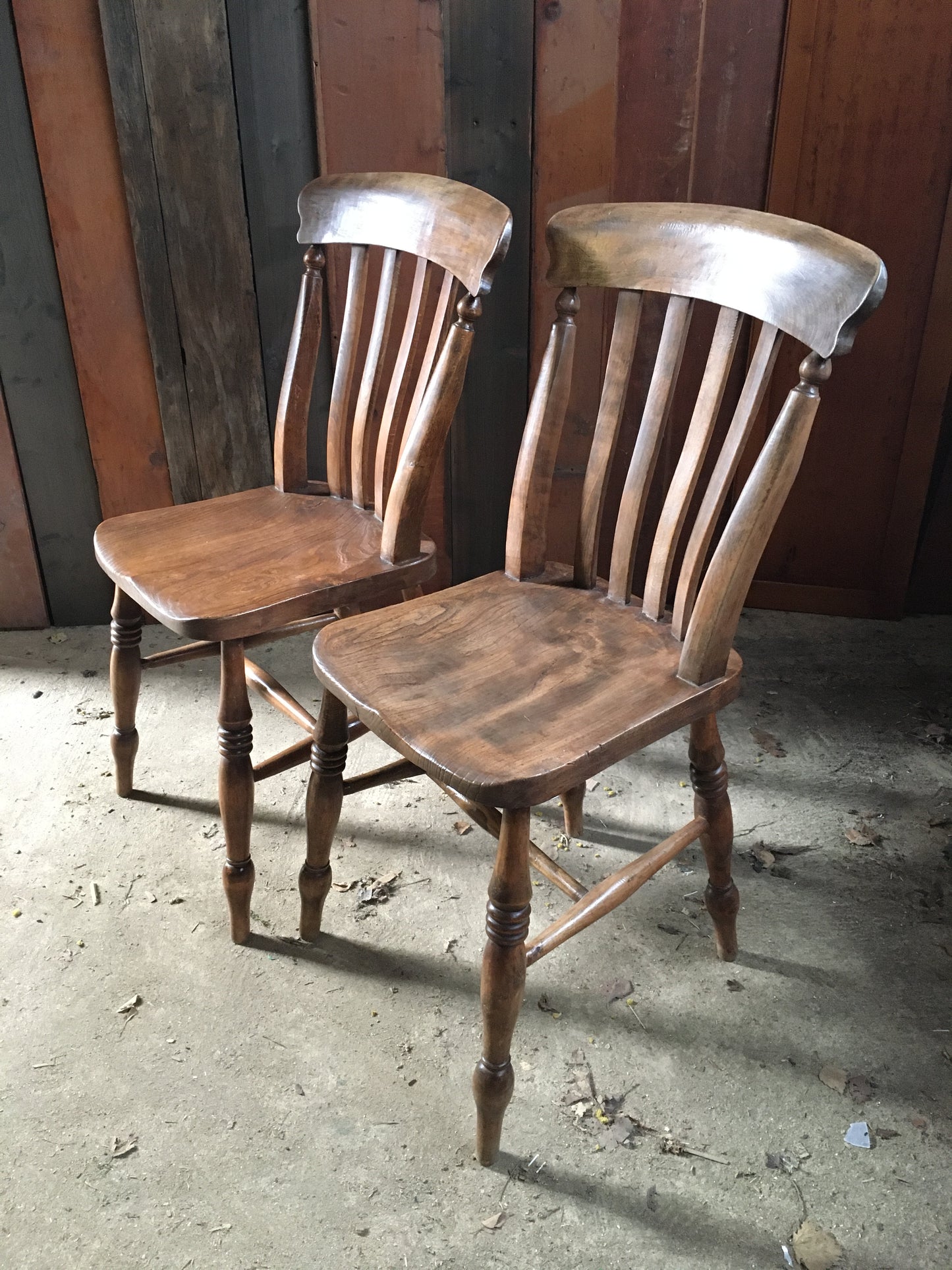 Pair of Windsor country kitchen chairs