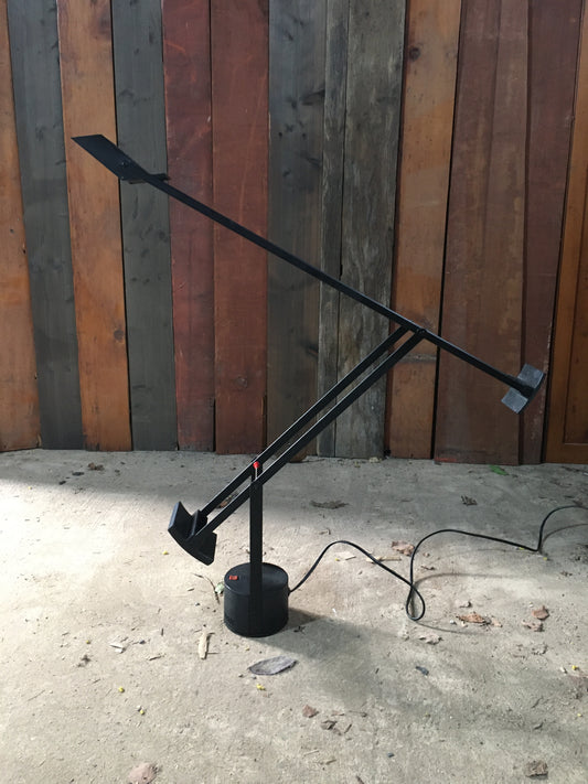 Vintage Tizio table lamp by Richard Sapper for Artemide Milano, 1972.