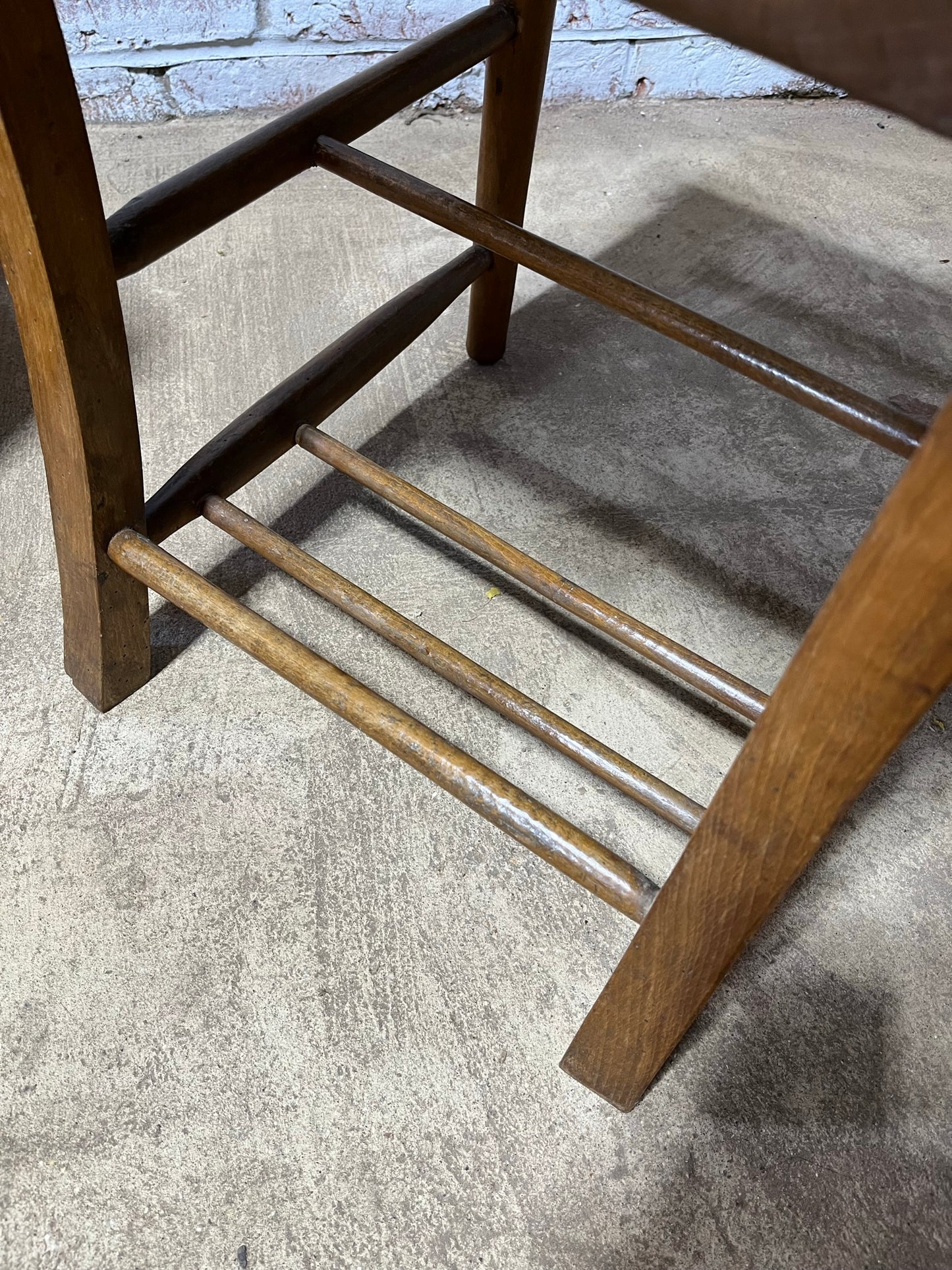 Set of 4 chapel chairs, early 20th century.