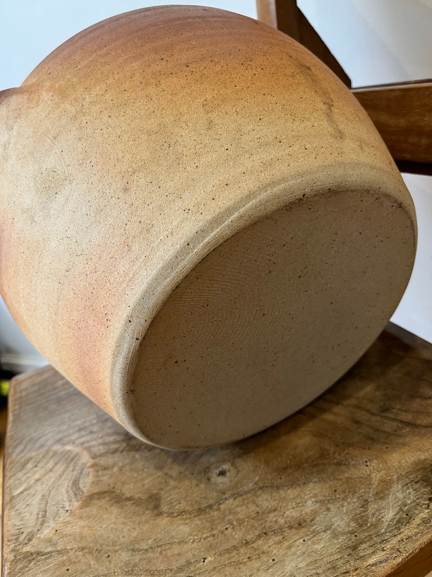 Large, fine quality, studio pottery bread bin or storage jar by Muchelney Pottery (stamped).