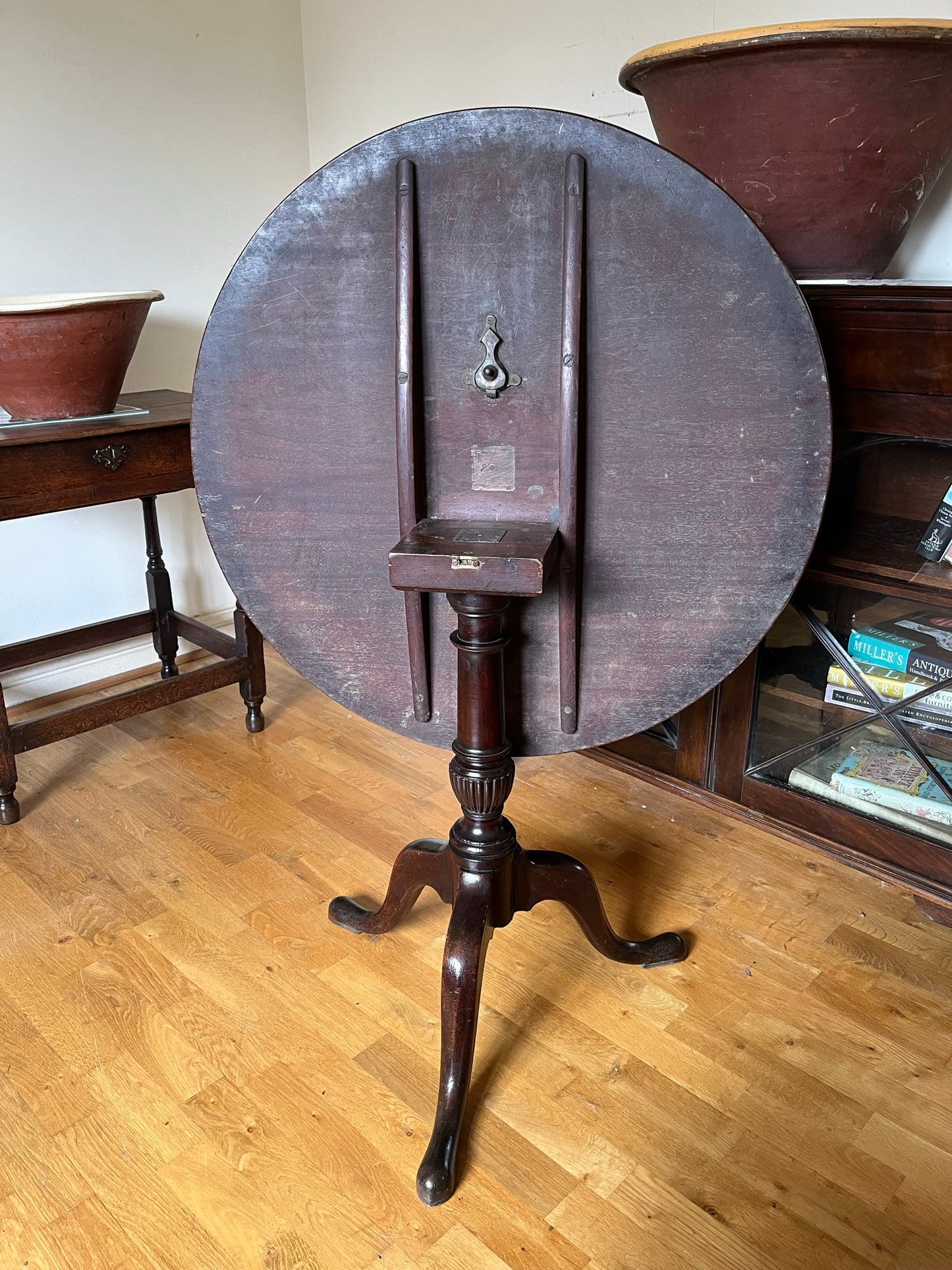 Untouched mid 18th century mahogany tripod tilt top occasional table.