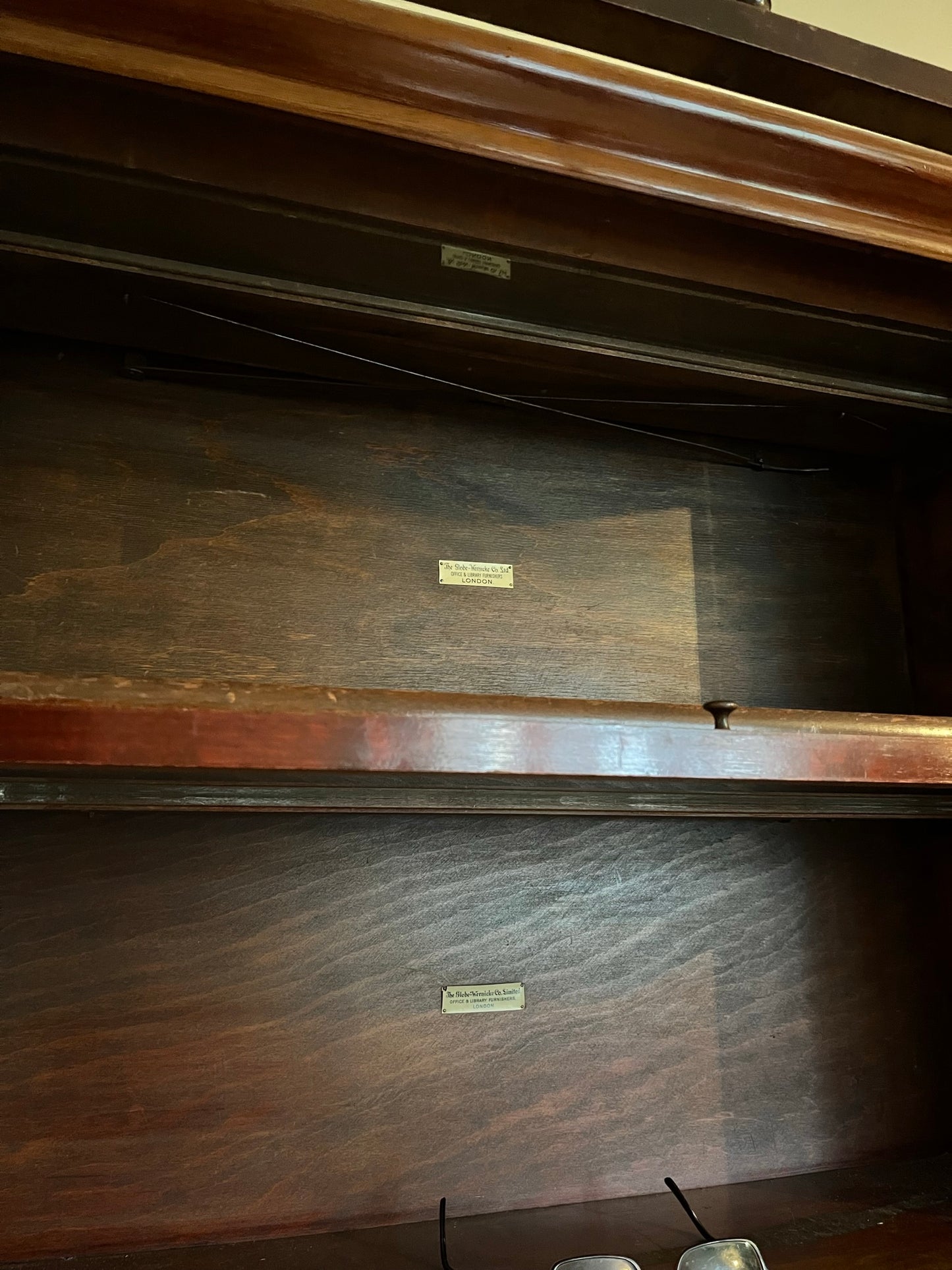 Early Globe-Wernicke stacking bookcase, 5 tiers.