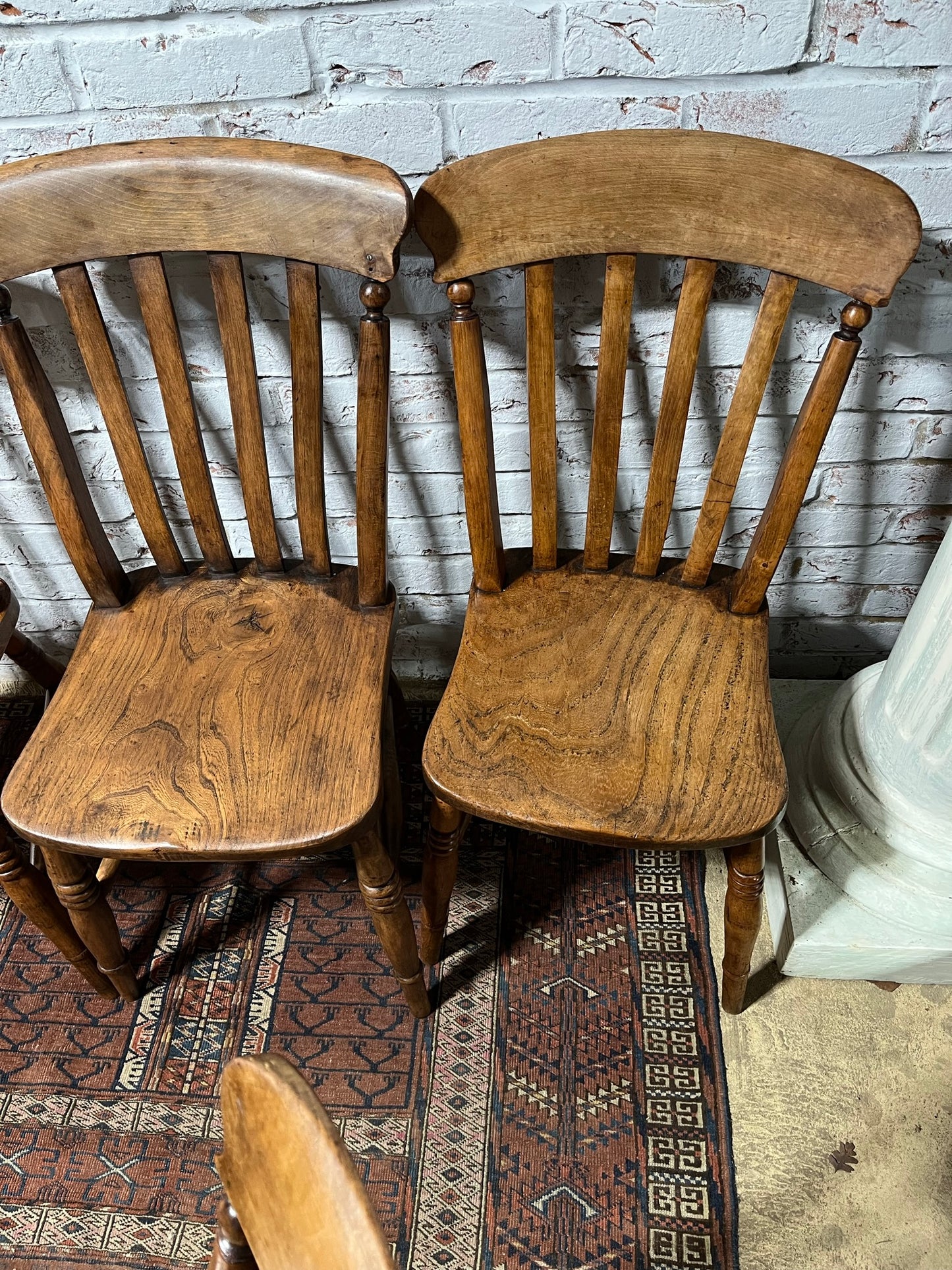 Set of 4 Victorian slat back farmhouse dining chairs.