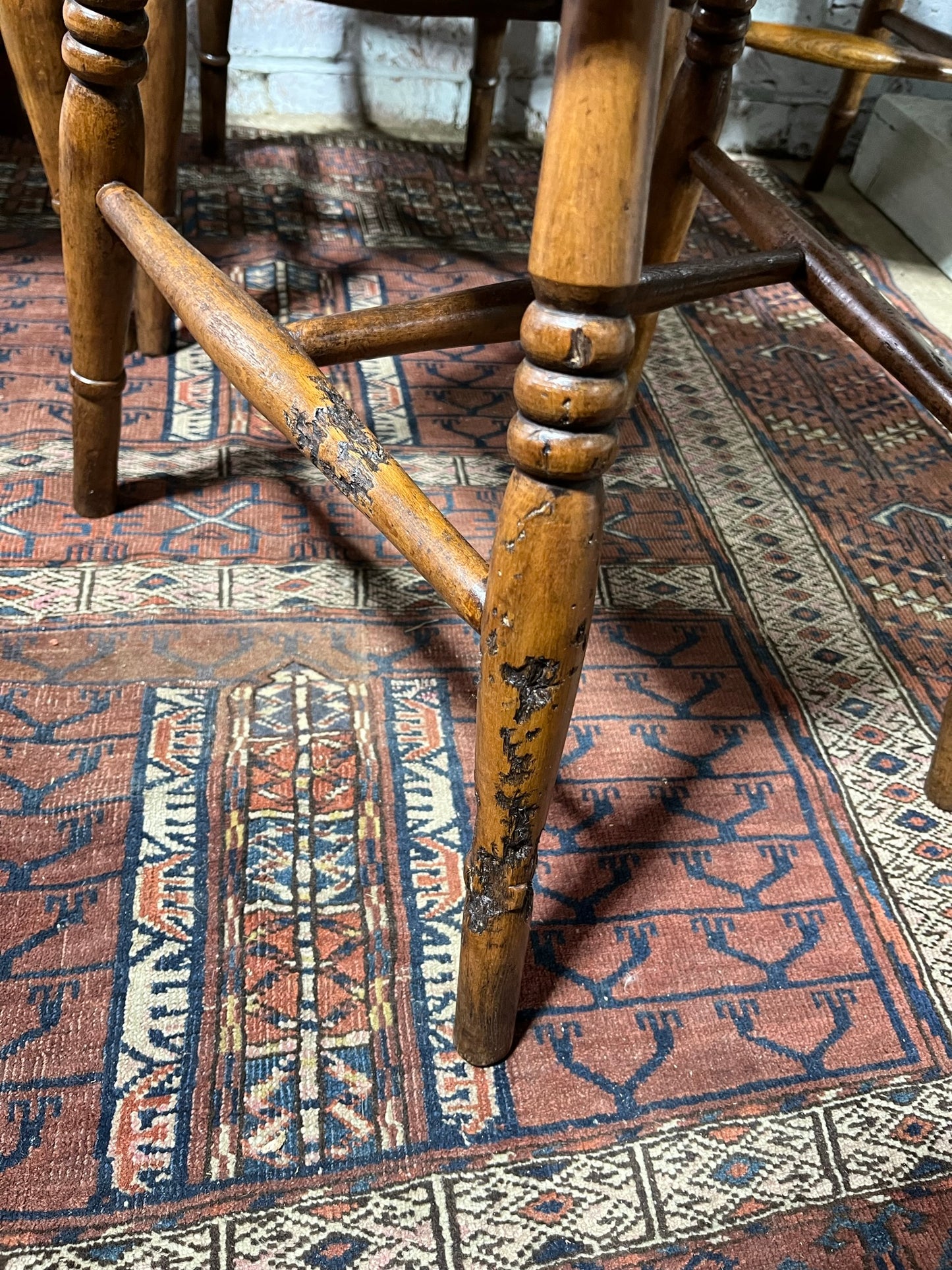 Set of 4 Victorian slat back farmhouse dining chairs.