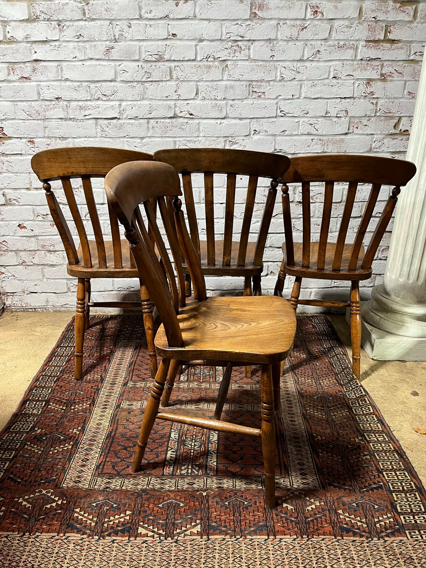 Set of 4 Victorian slat back farmhouse dining chairs.