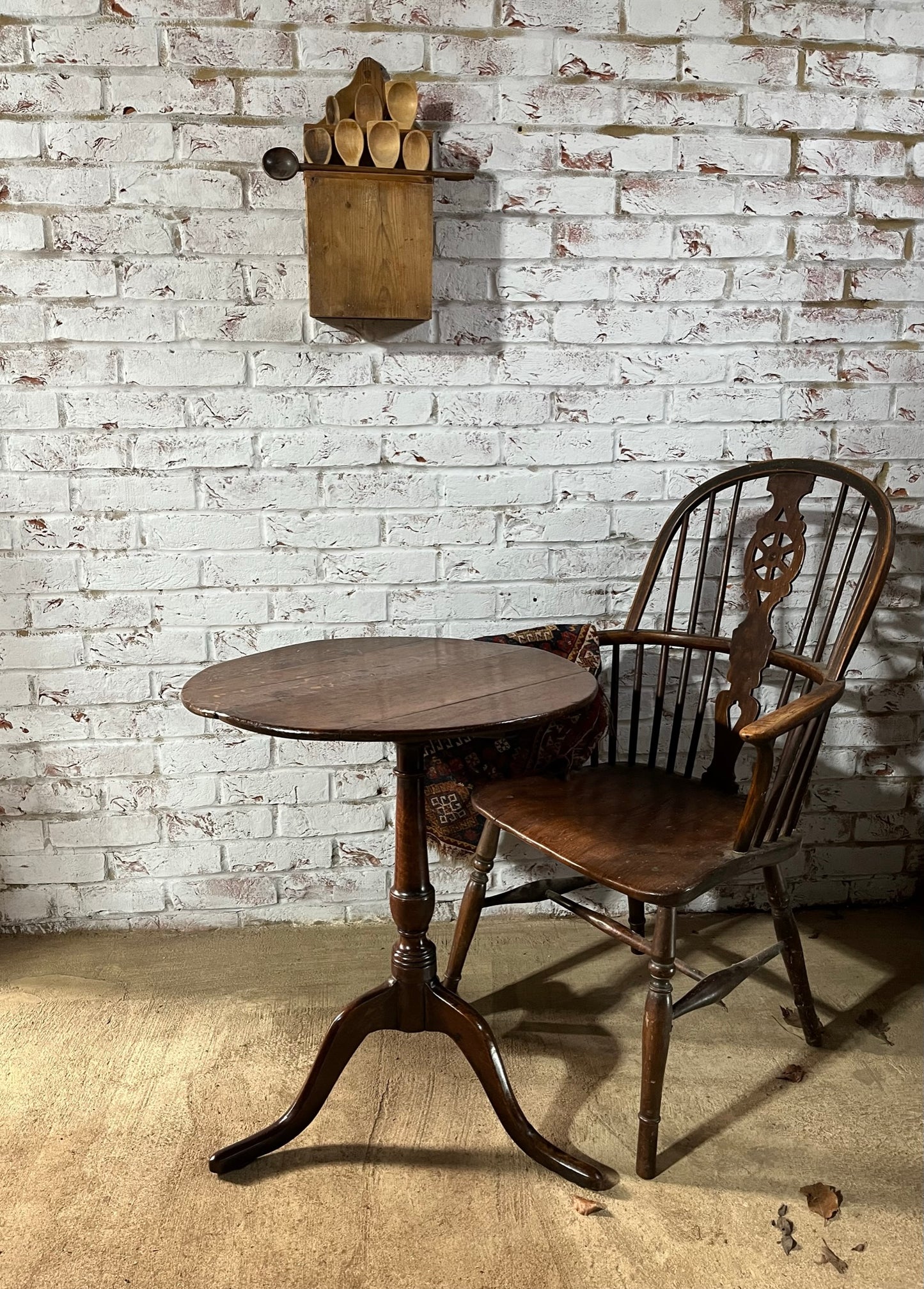 Georgian provincial tilt top lamp or wine table.