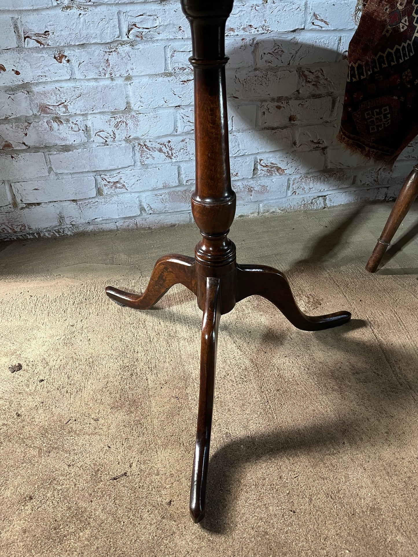 Georgian provincial tilt top lamp or wine table.