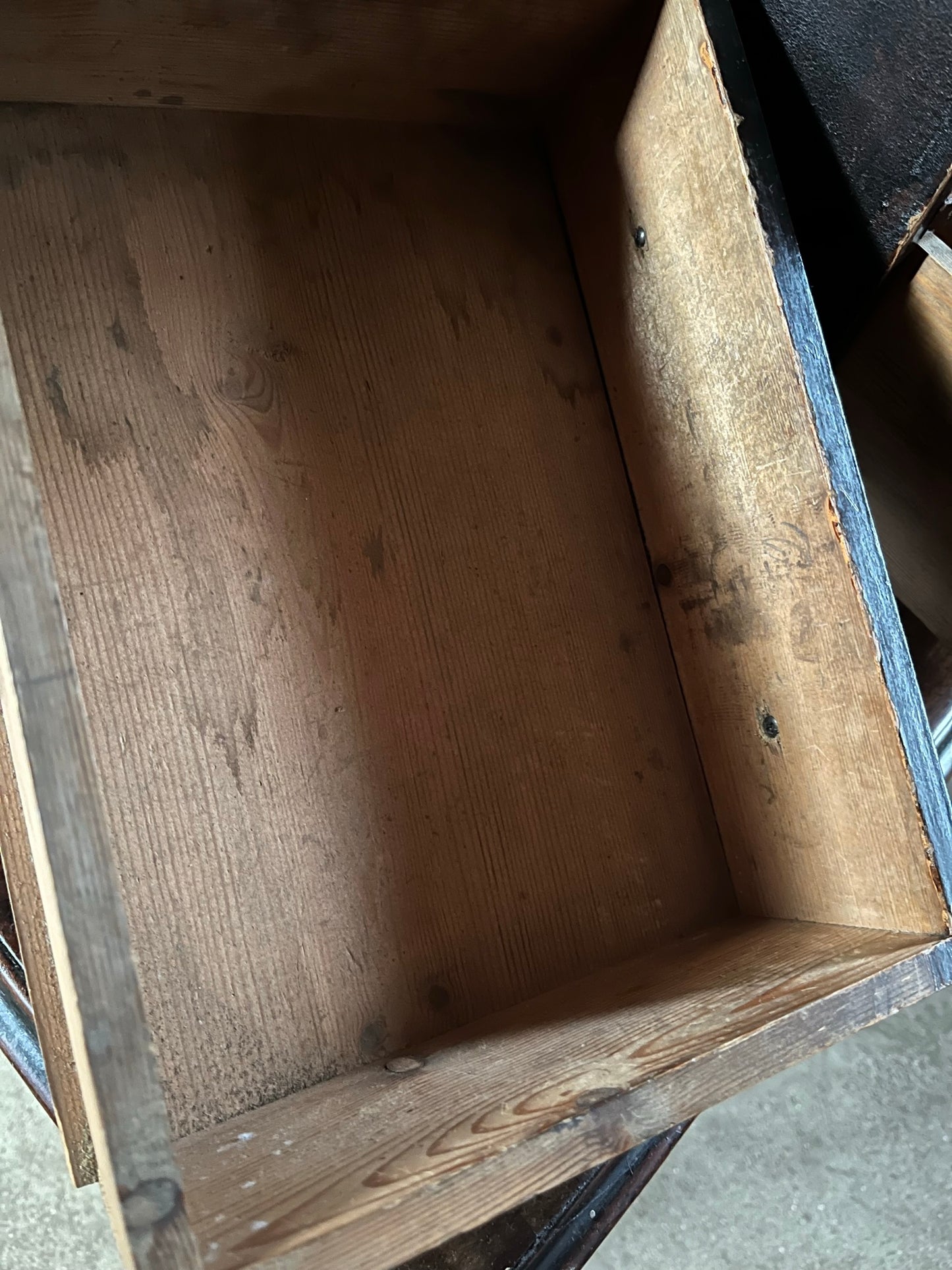 Small Georgian antique pine chest with original stippled crackled paint/stain and gilt finish.