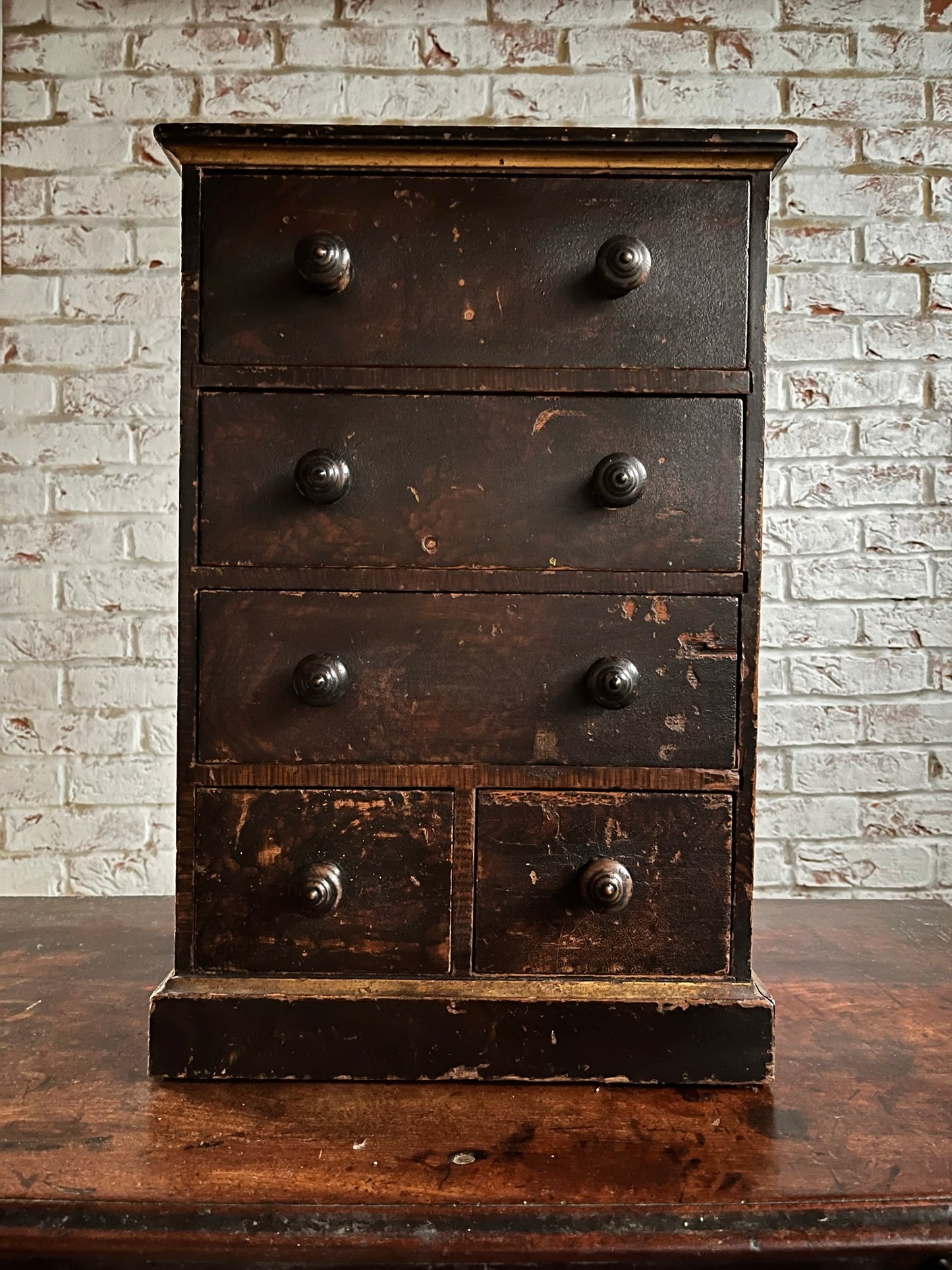 Small Georgian antique pine chest with original stippled crackled paint/stain and gilt finish.