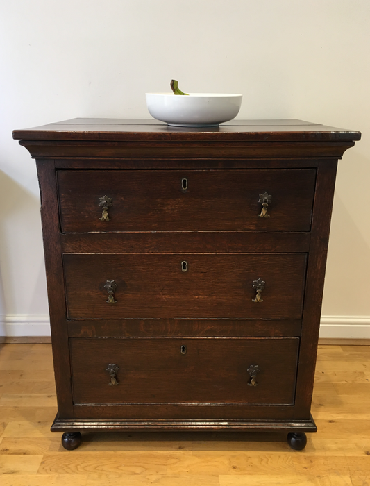 18th century oak chest of drawers